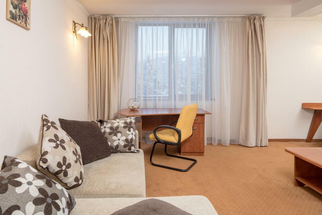 Hotel Rozmarin Predeal Eksteriør billede
